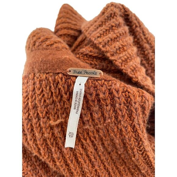 Free People Oversized Chunky Knit Turtleneck Sweater Burnt Orange size XS - Picture 6 of 7